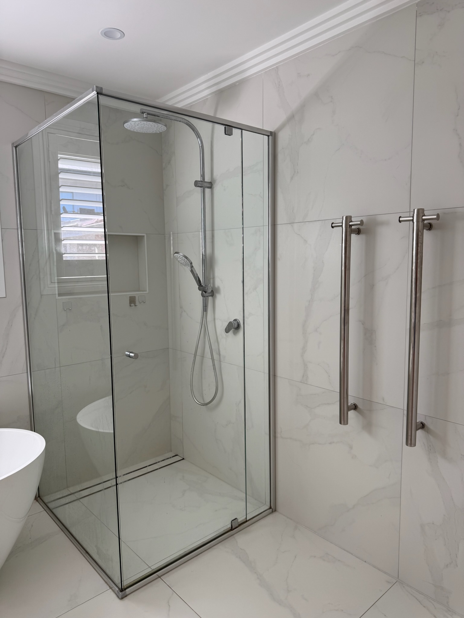 Thirroul Ensuite photo