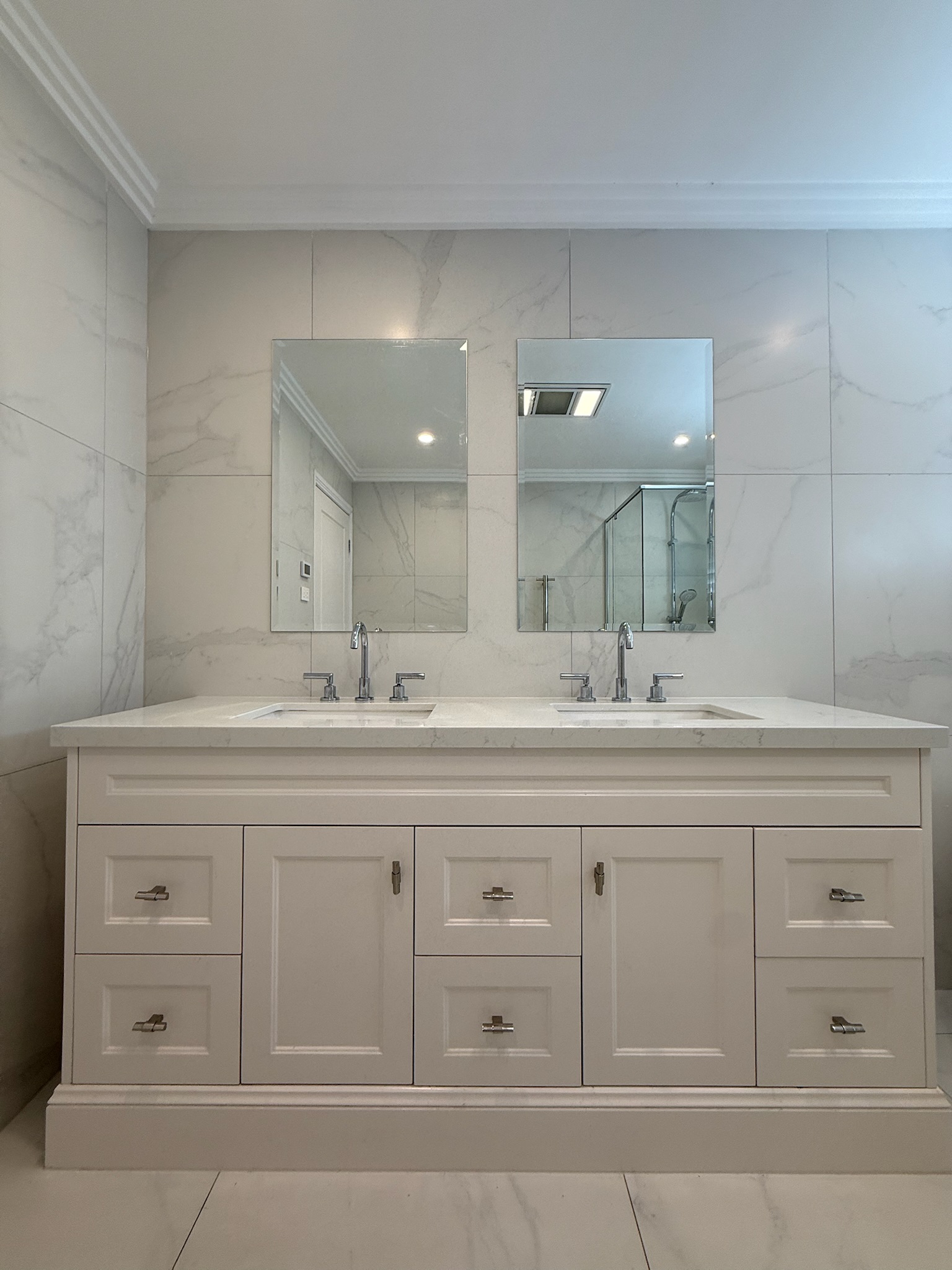 Thirroul Ensuite photo